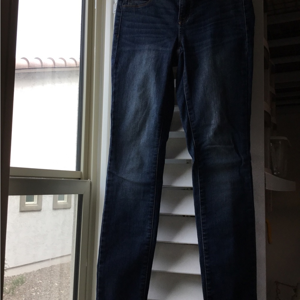 Refuge blue jeans. Size 4